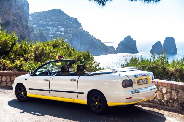 capri_taxi_bg
